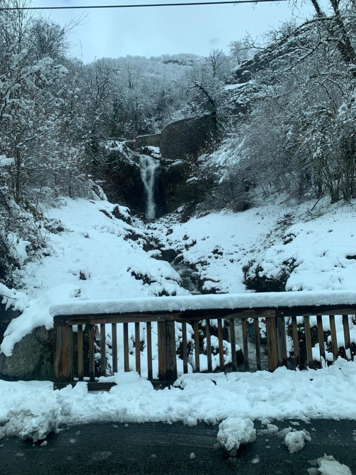 Appartement Au Pied Des Telecabines Res La Soulan Bagneres-de-Luchon Bagian luar foto